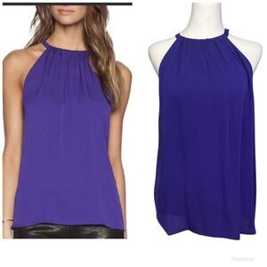 Diane von FURSTENBERG Silk top
Medium Purple Halter Keyhole nwt